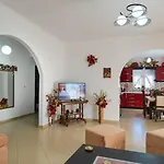 Sunborn Apartman Ksamil