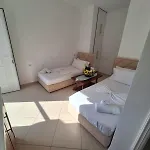 Sunborn Apartman