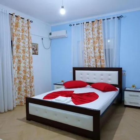 Sunborn Apartment
