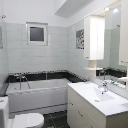 Sunborn Ксамил